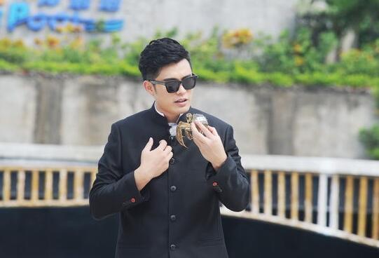 陈飞宇吃瓜娱乐圈图片,揭秘明星幕后生活