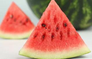 娱乐吃瓜君白莲花,娱乐吃瓜君的甜蜜诱惑